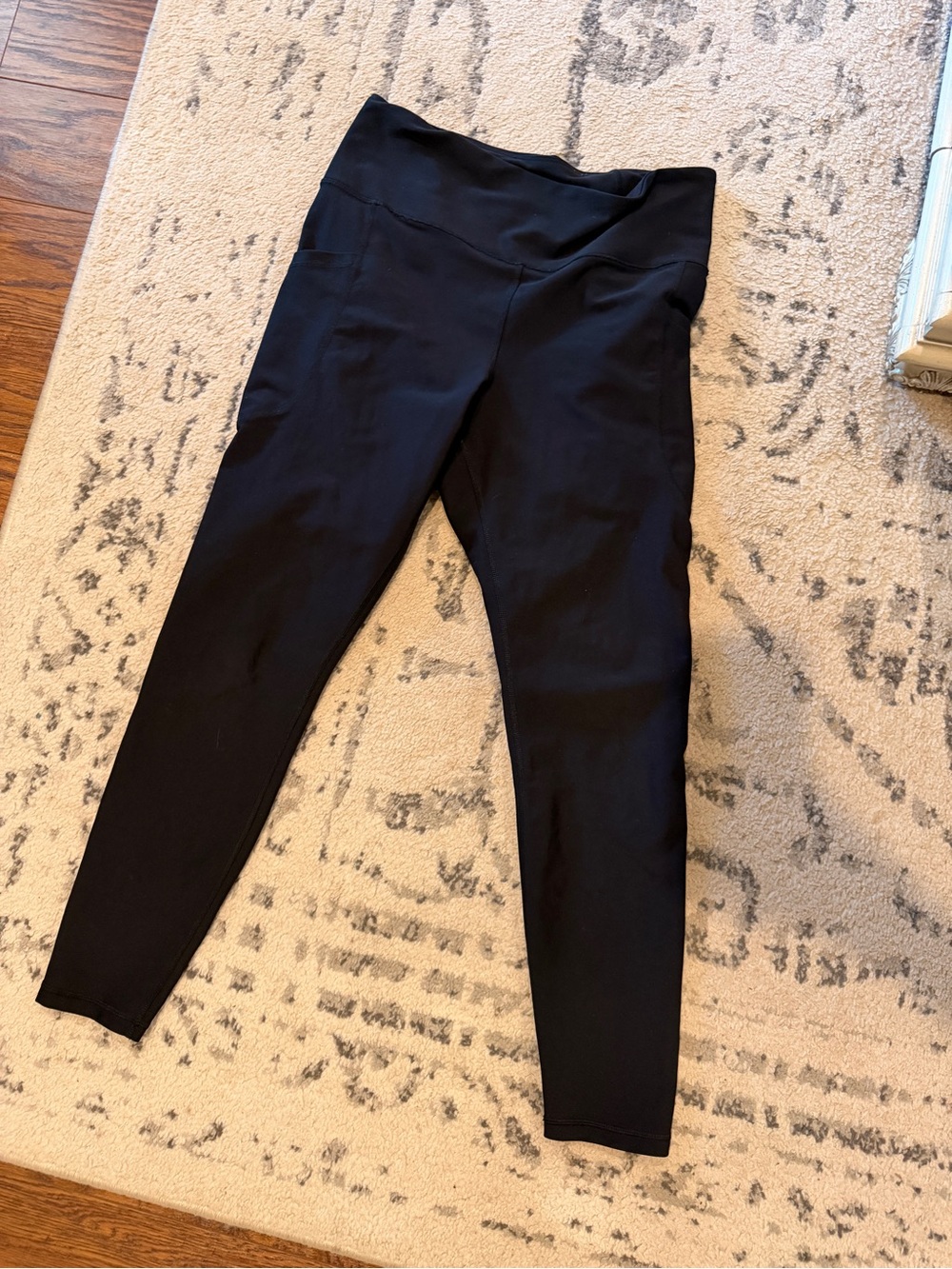 Old Navy Active Powersoft Black High-Rise Leggings Go-Dry